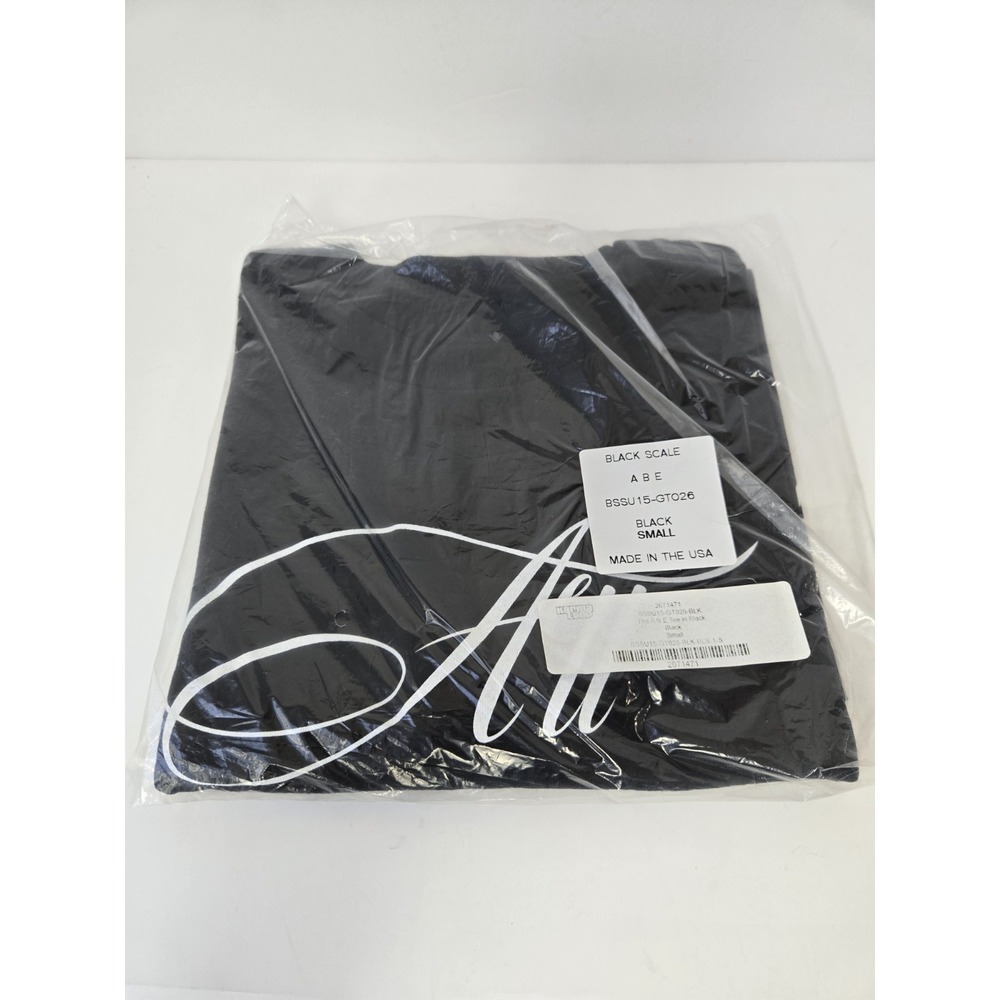 Black Scale t shirt tee size‎ small All Black Everything